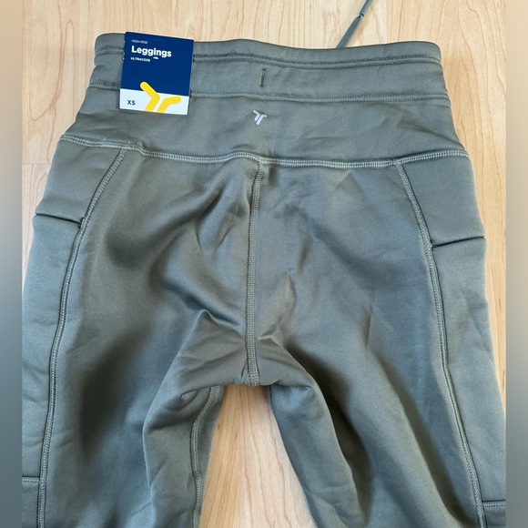 NWT Old Navy Fleece Lined Athletic Leggings XS - Picture 6 of 9